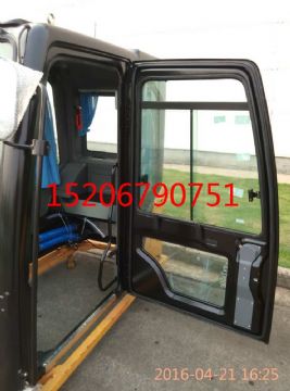 點(diǎn)擊查看詳細(xì)信息<br>標(biāo)題：三一SY215-9/SY-9型挖掘機(jī)駕駛室總成 帶內(nèi)飾線(xiàn)束 閱讀次數(shù)：3814